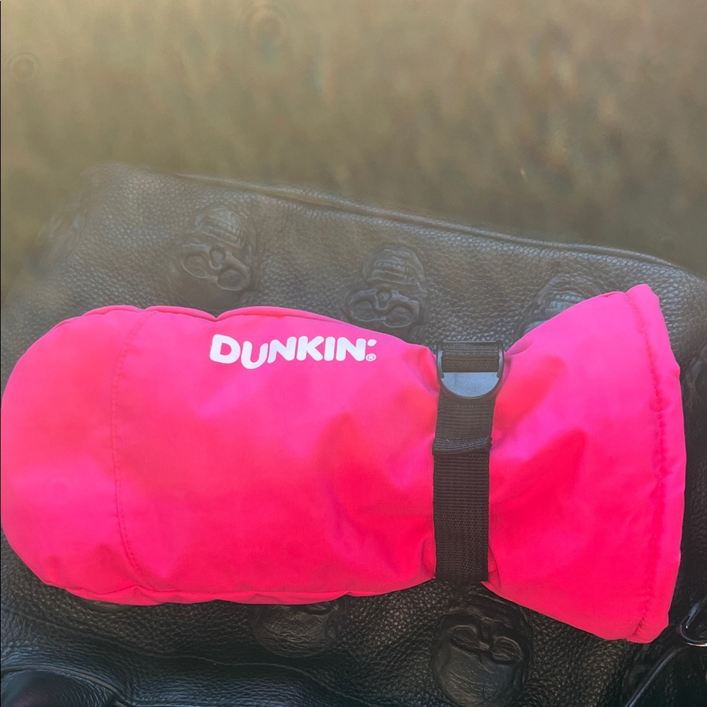 Dunkin' Pink  iced coffee mitten this is fun and warm inside NWOT